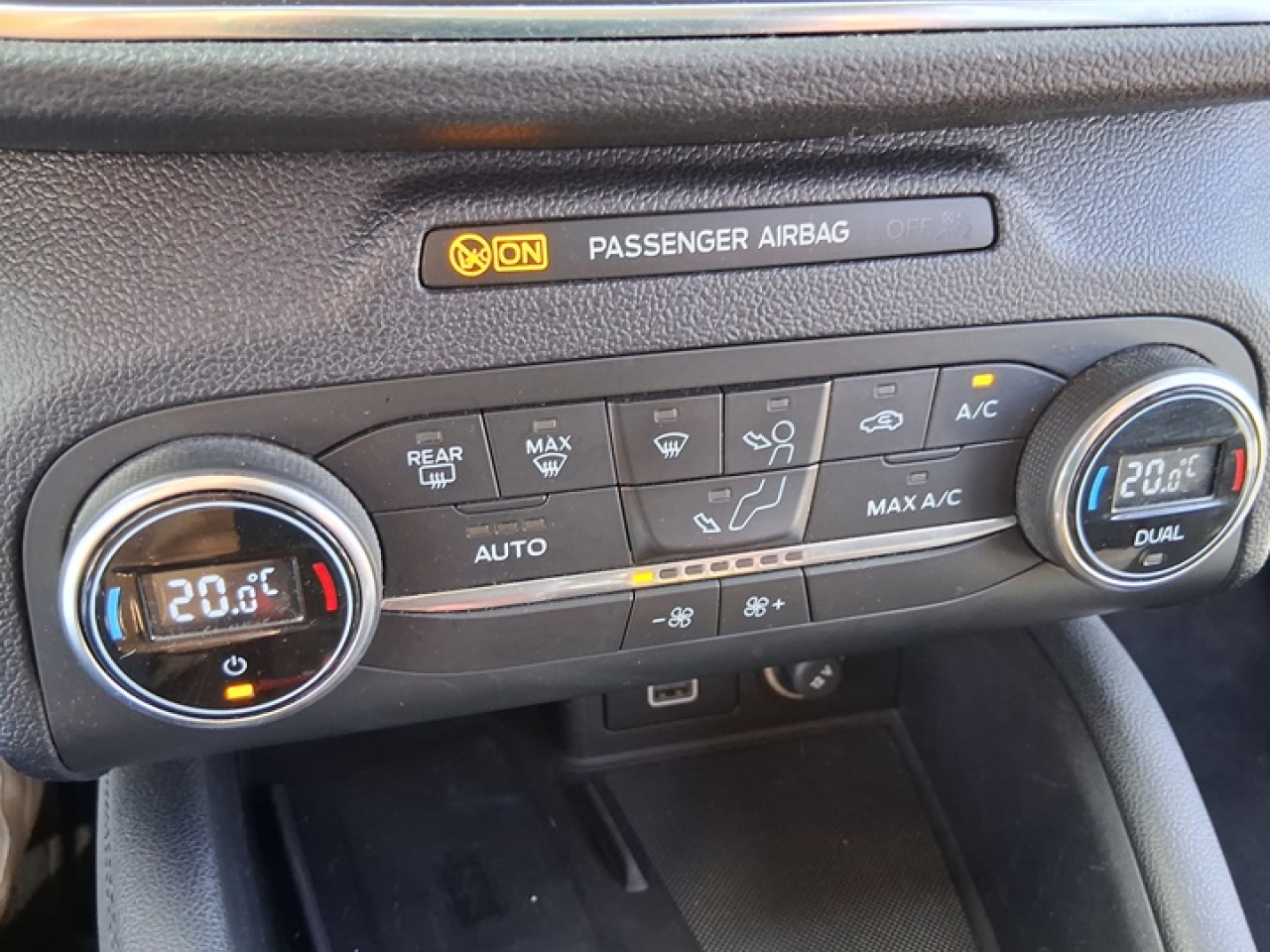 Ford Kuga 1.5 TDCI EcoBlue Titanium