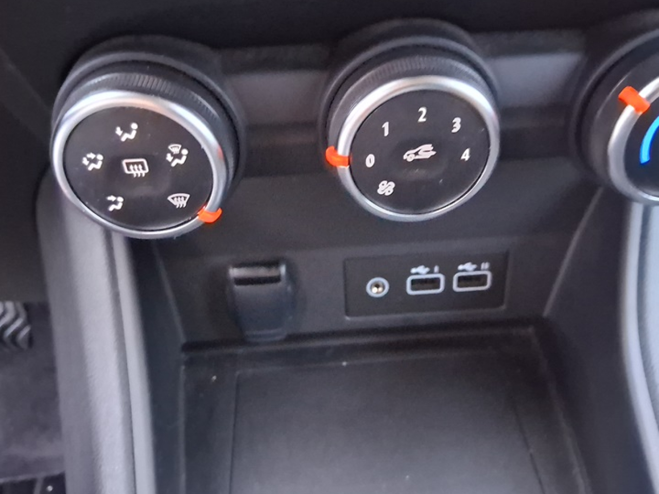 Renault Captur 1.0 TCE Equilibre BI-FUEL