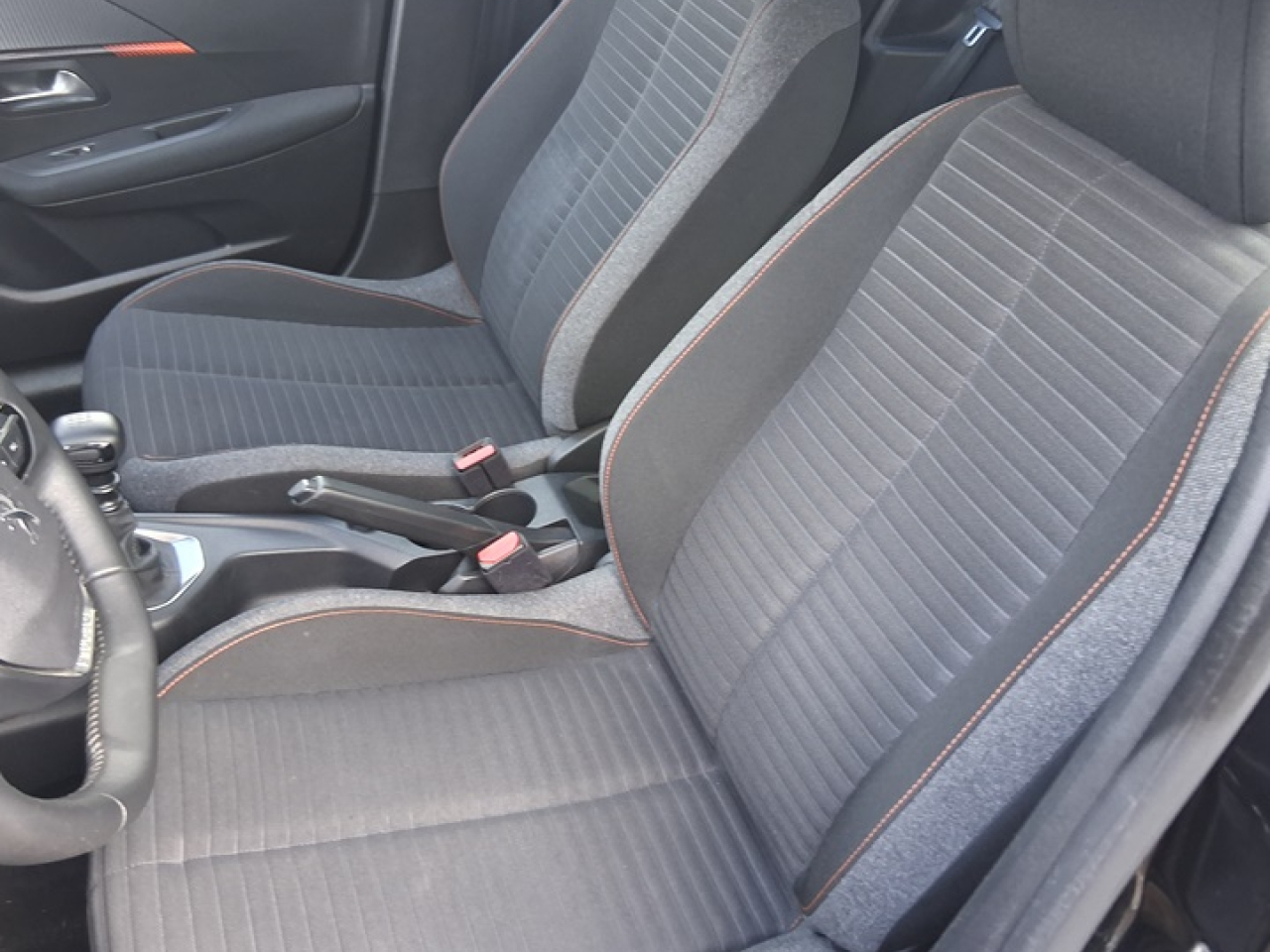 Peugeot 208 1.5 Blue-HDI Active Pack 100 CV