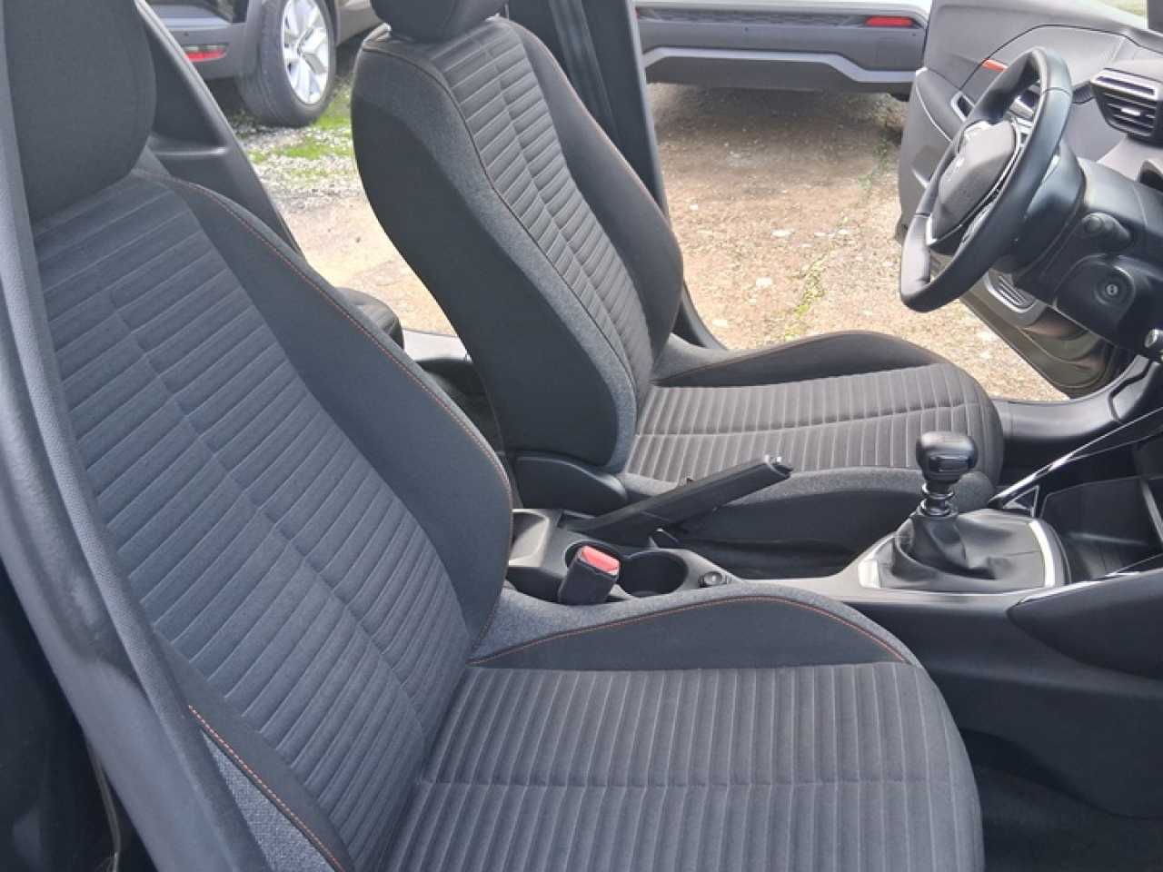 Peugeot 208 1.5 Blue-HDI Active Pack 100 CV