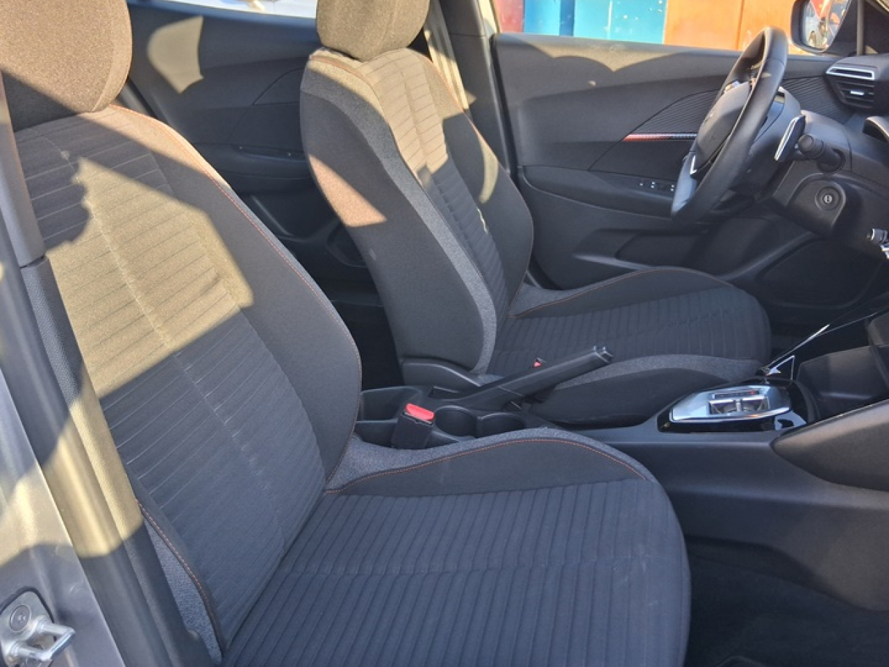 Peugeot 2008 1.5 BlueHdi Active Pack ETA 8