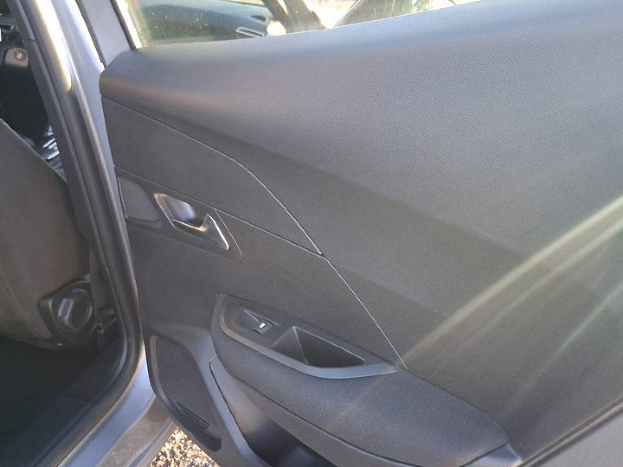 Peugeot 2008 1.5 BlueHdi Active Pack ETA 8