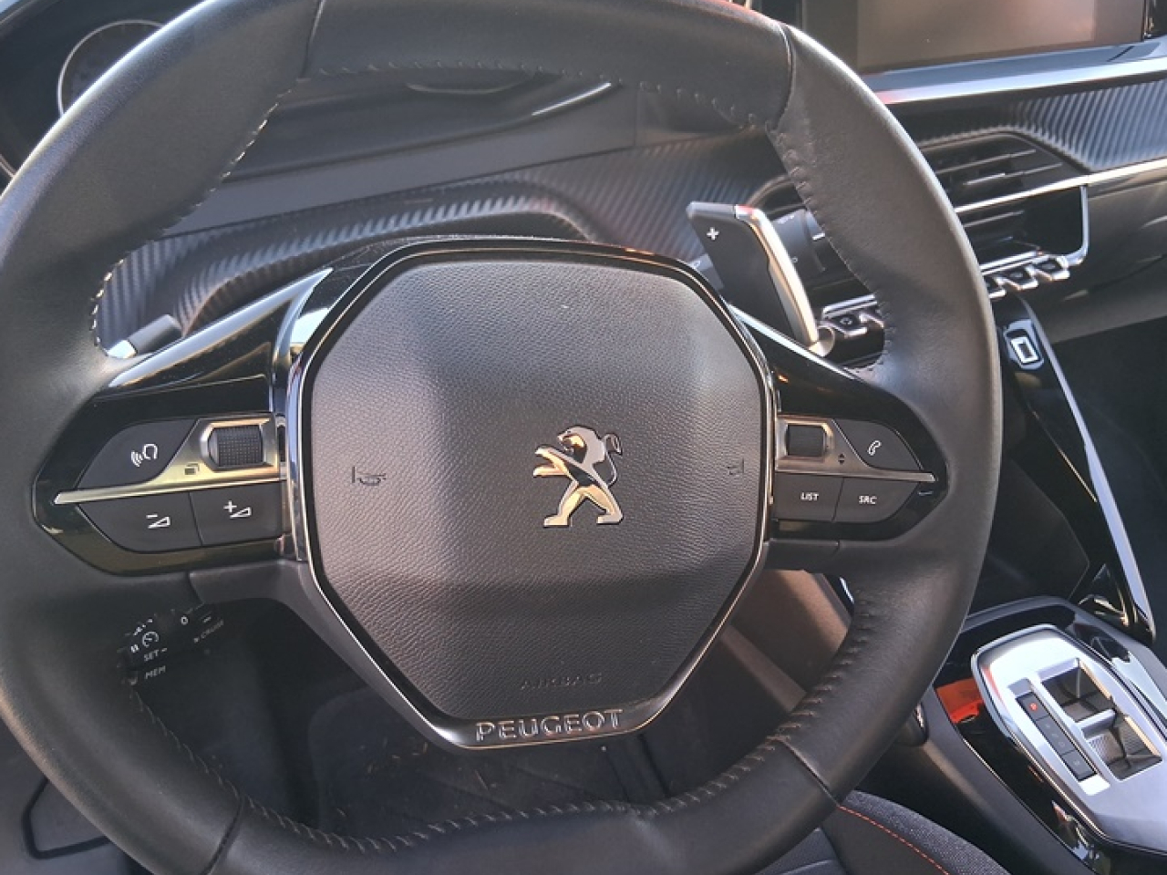 Peugeot 2008 1.5 BlueHdi Active Pack ETA 8