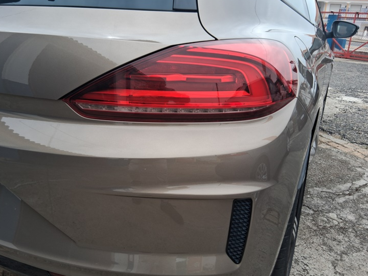 Volkswagen Scirocco 2.0 TSI R DSG 252 Cv
