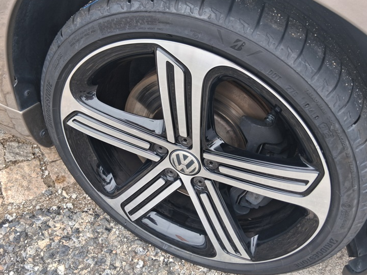 Volkswagen Scirocco 2.0 TSI R DSG 252 Cv