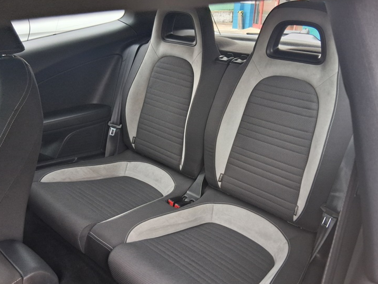 Volkswagen Scirocco 2.0 TSI R DSG 252 Cv