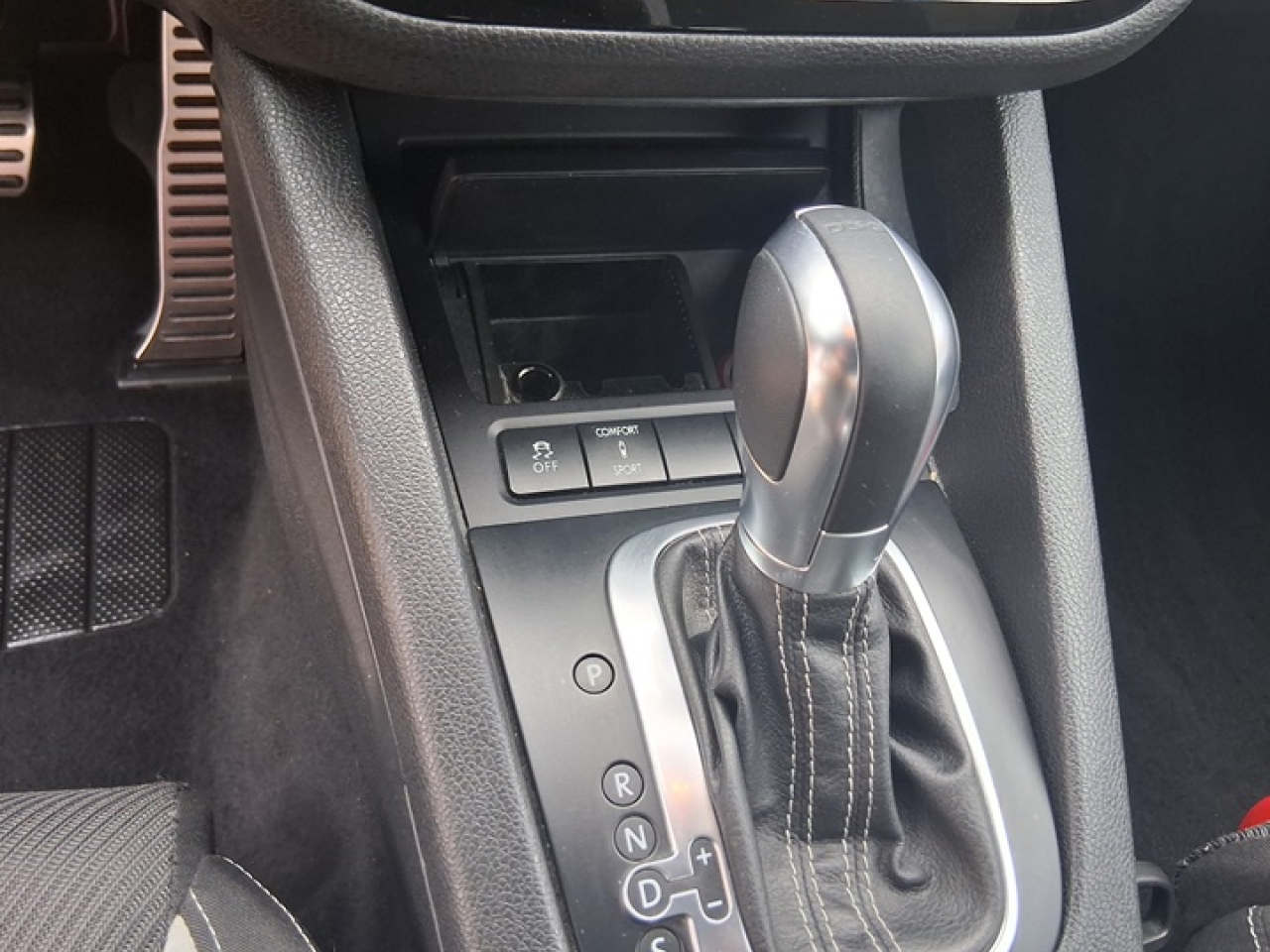 Volkswagen Scirocco 2.0 TSI R DSG 252 Cv