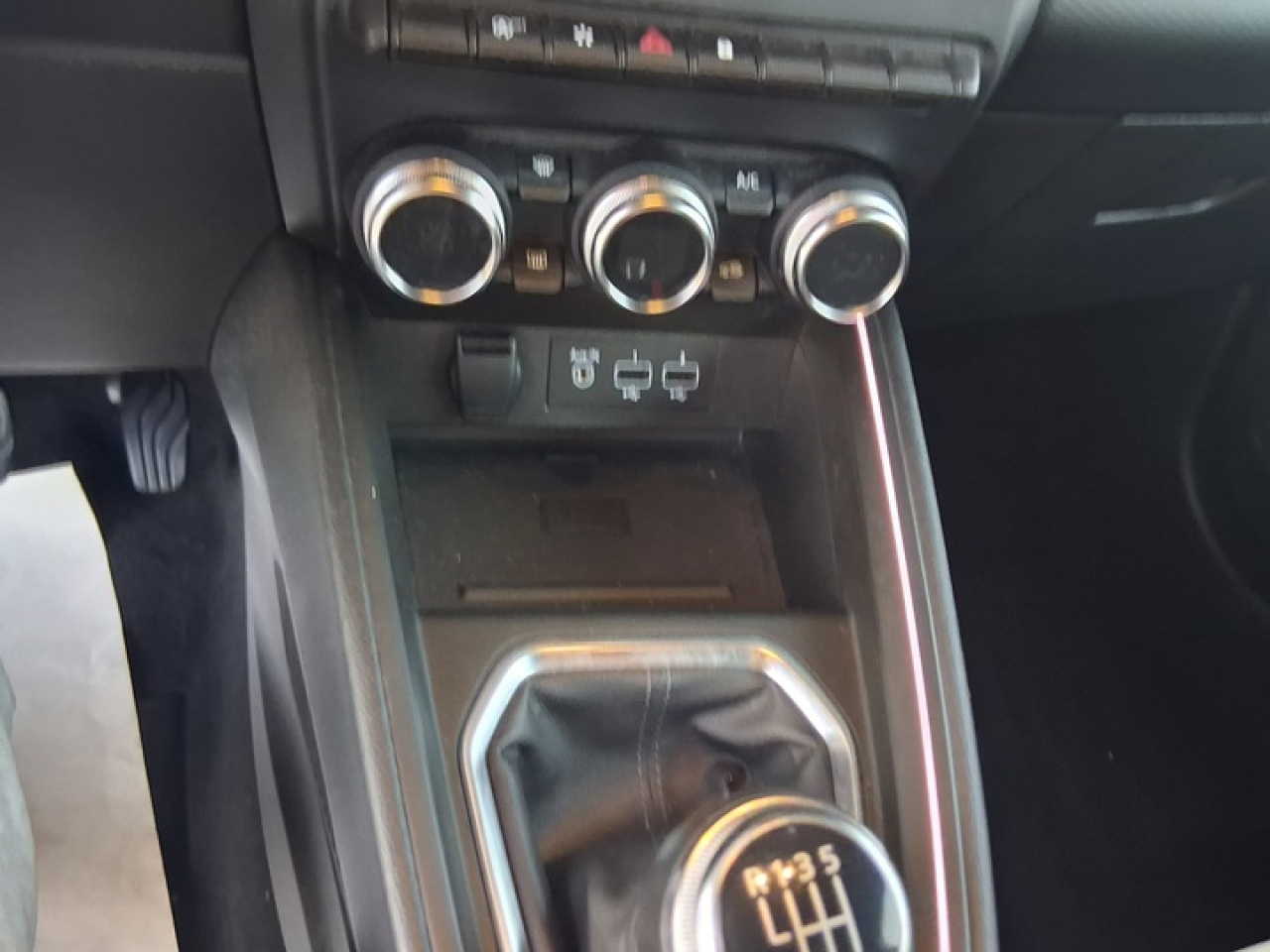 Renault Clio V Diesel 1.5 Blue DCI Intens