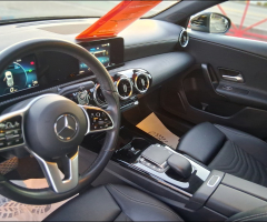 Mercedes-Benz Classe A 180 D Style Automático