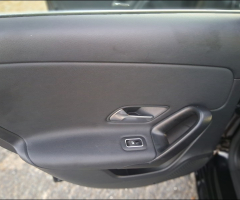 Mercedes-Benz Classe A 180 D Style Automático